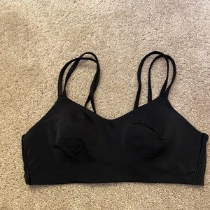 Lululemon like a cloud bra